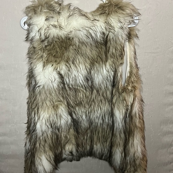 Faux Fur Vest in Cream and Brown, Medium - Picture 2 of 3